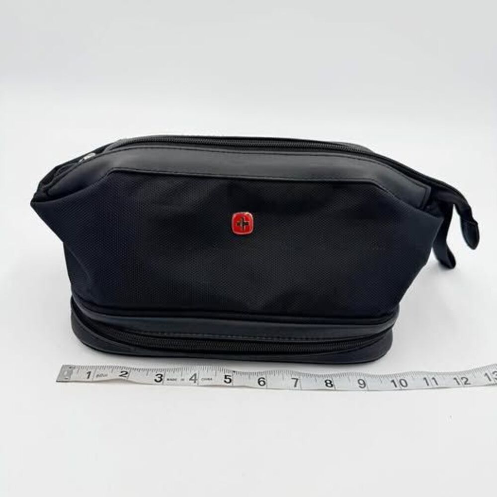 Travel Toiletries organized bag